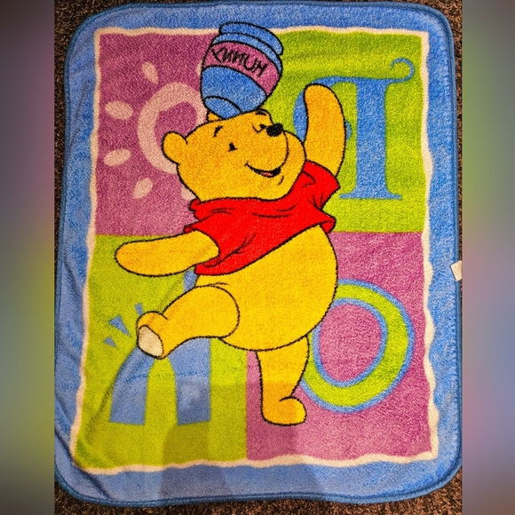 Vintage Disney's Winnie The Pooh Fleece Baby Blanket - Rare Design 39 × 49 - Picture 3 of 4